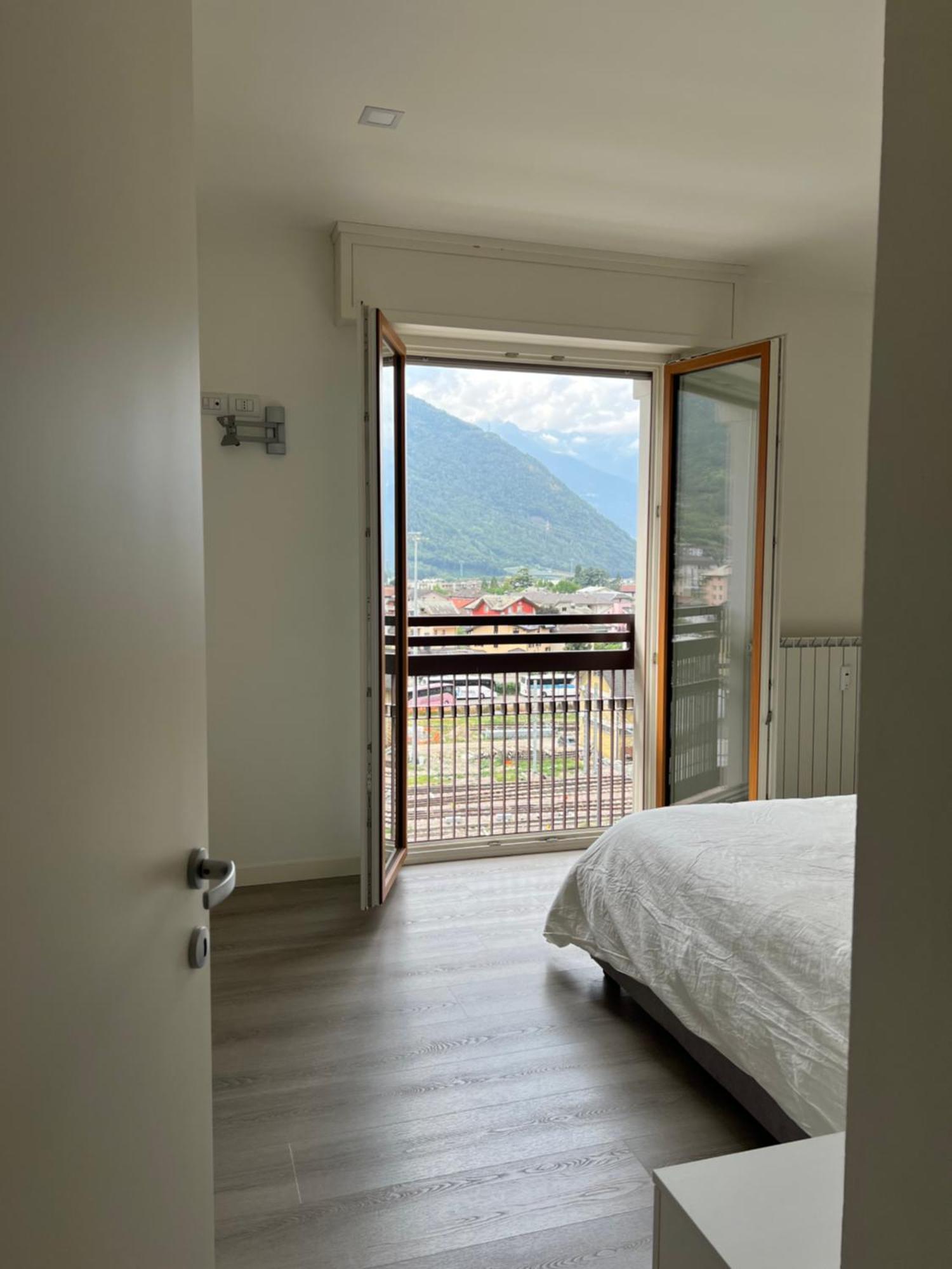 Dreamers Apartment Tirano Kültér fotó